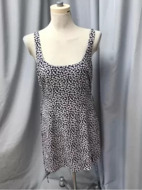 ABERCROMBIE & FITCH SIZE LARGE Ladies DRESS